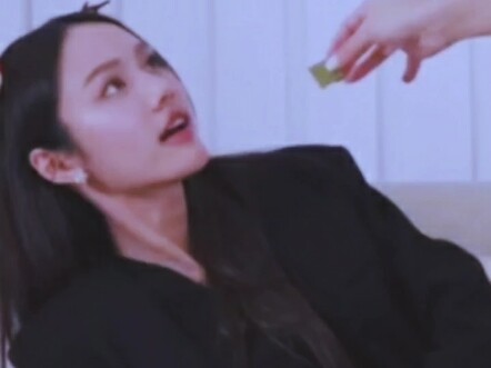 💛《全身敏感》是有生日那天西装感🤐