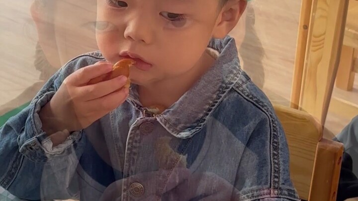 من الأفضل أن يدخل مدير الحديقة المطبخ أقل قدر ممكن