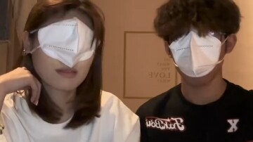 “Đùi gà của tôi đâu?”