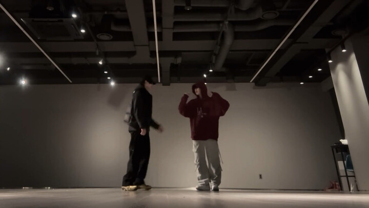 الرقص مع ساكو 💕