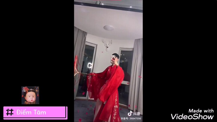 Trào lưu Mỹ nam  hóa cổ trang [ Tik tok Trung Quốc ]