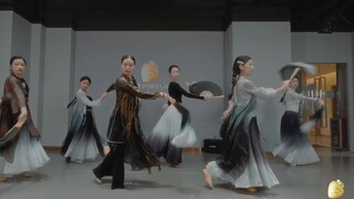 【FB POPSTAR】Kipas sutra menari dengan koreografi jazz gaya Tiongkok yang megah dan seperti peri "Dua