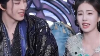 白鹿：这么抽象的人我身边竟有两个，敖瑞鹏常华森真的很想知道你俩是谁给谁发的链接