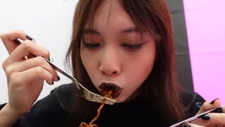 ใช้ชีวิตสีชมพู vs สีดำ ep 3