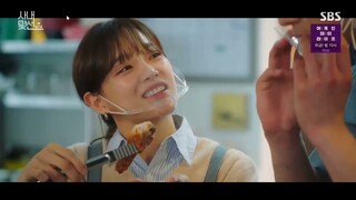 Kang Taemoo and Shin Hari cooking chicken together A Business Proposal Epiode 10 Eng Sub