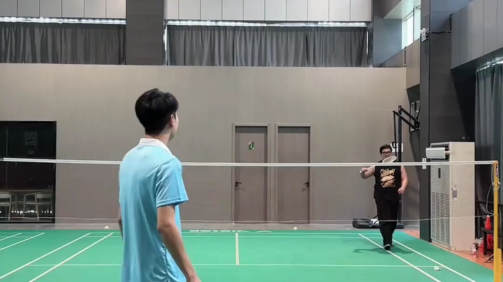 你的球搭子是哪种活多羽毛球一起打羽毛球抽象