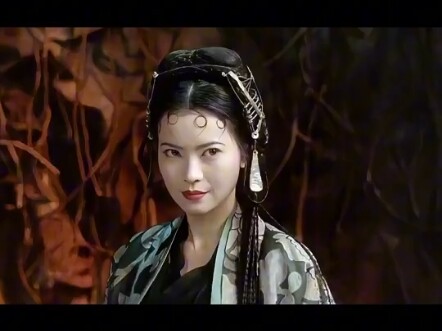 Only Stephen Chow can act out embarrassment like this!