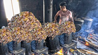 JAUH DARI PUSAT KOTA PONOROGO, LEWATI BUKIT JURANG!!! AYAM PANGGANG INI SELALU MENJADI JUJUKAN ORANG