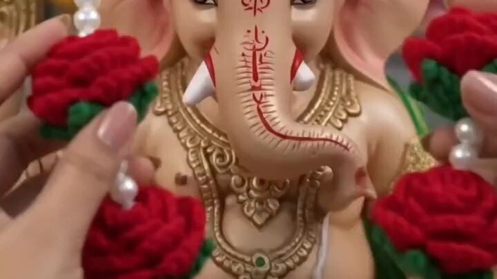yarn se bna ganpati Ji ke liye har