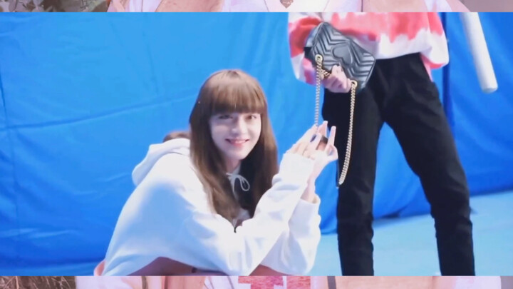 【لقد وقعت في حب أخت تشاو شياو ون، تشاو شياو ون】سأحني نفسي كالمشبك من أجلها!!