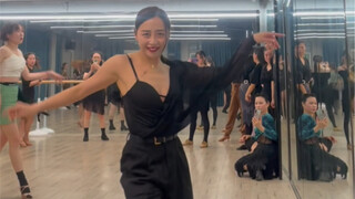 穿裤子跳 我才能又美又飒～结合体 完美了