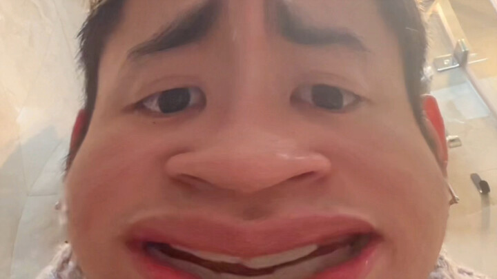 ขอบคุณหวังหยวน อู่ต้าจิ้ง และเหรินจื่อเว่ยที่ทำให้ฉันติดเทรนด์เลยนะ