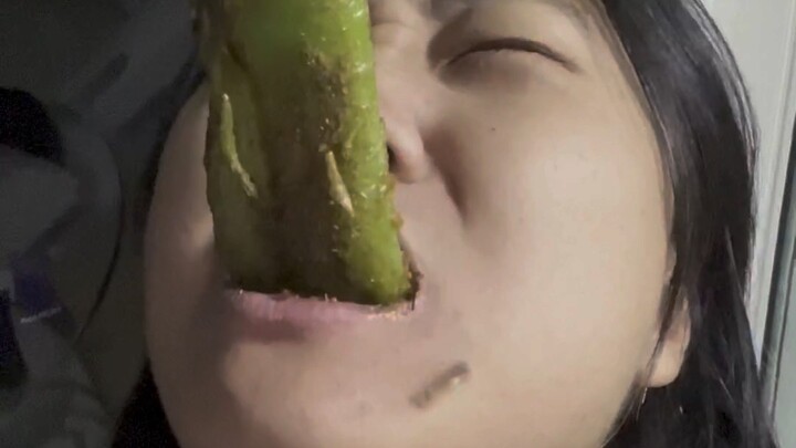 ฉันหิวแล้ว ไปกินข้าวเที่ยงกันเถอะ