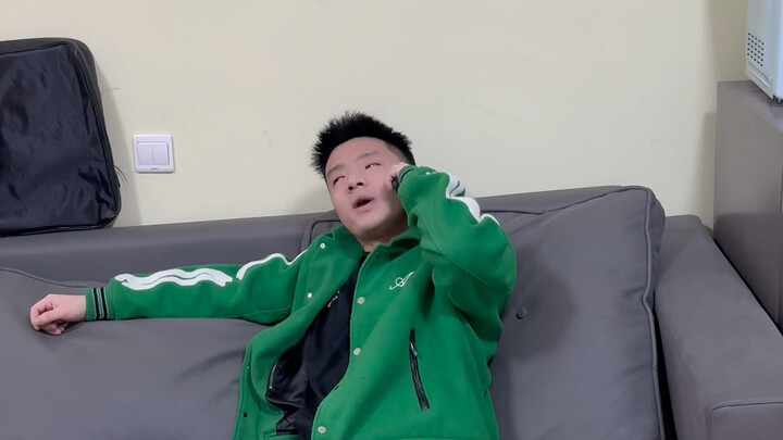 Seandainya seluruh orang di dunia berubah menjadi perempuan, tetapi kamu tidak