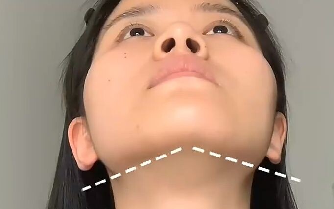 Có khi nào bạn sở hữu khuôn mặt hình thoi thay vì khuôn mặt tròn vuông không? Hãy thử bài kiểm tra 3