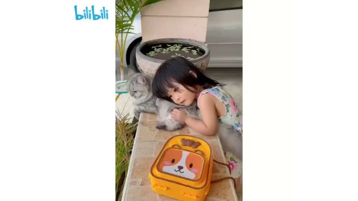 ถึงหน้าพี่จะโหดแต่ก็ยอมน้อง 😊💕