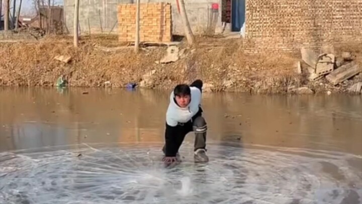 لقد قام بتثبيته، ولكن ليس بشكل كامل.