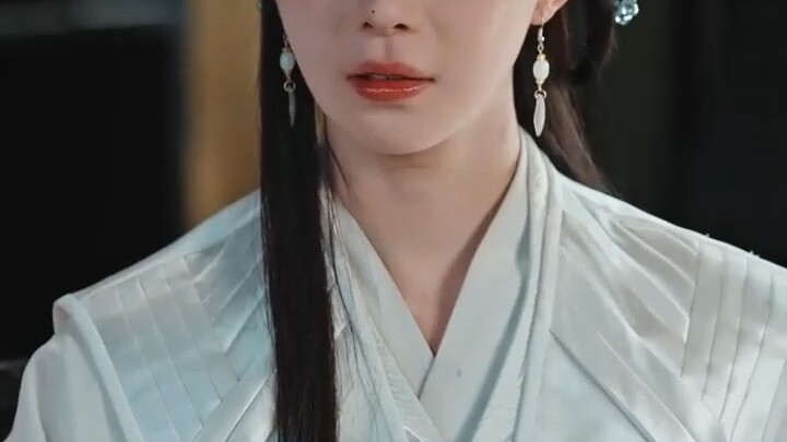 At the beginning, the empress set her eyes on my betrothal gift
