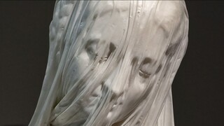Can hard marble be carved into a light, gauze-like texture?
