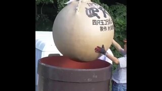 世界上最大的烟花，日本的“四尺玉”的燃放效果