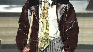 "Some runway looks that are more practical for everyday wear～"