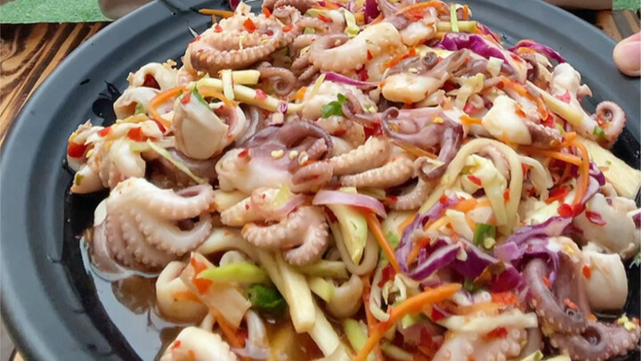 Thai-Style Spicy & Tangy Eight-Armed Fish Salad: Perfectly Cooked in 7 Layers, Crisp, Tangy, and Jus