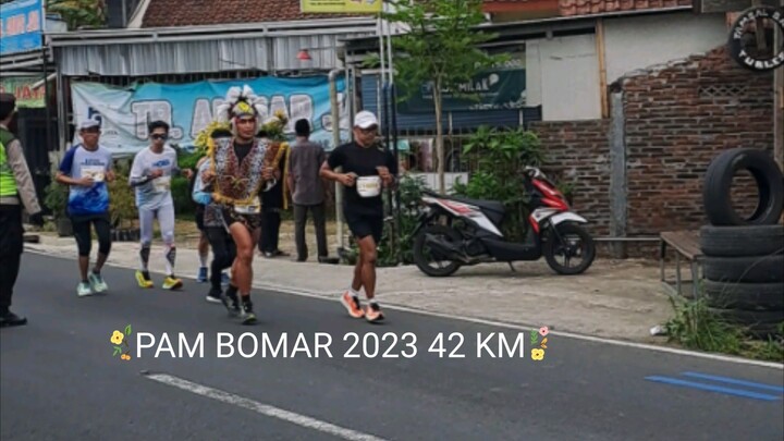 Bomar 2023 ,Dayak Juga Ikut Lari Marathon 42 Km