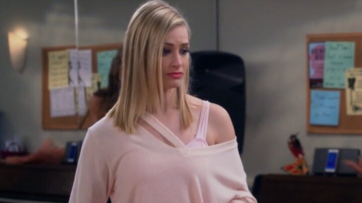 【2 Broke Girls】Aku pikir Caroline nggak pakai celana
