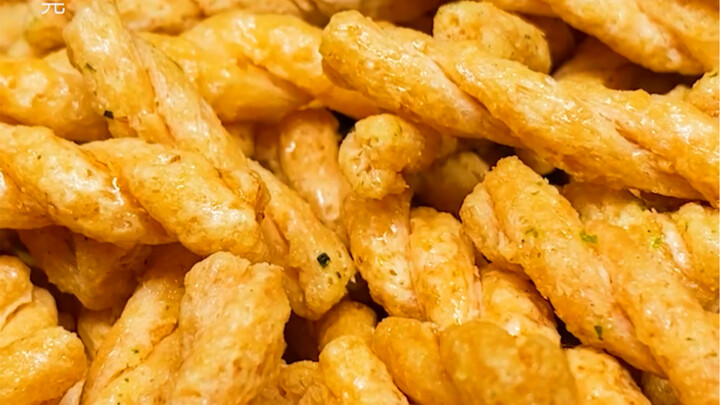 #Tiểu Mạch Hoa Các bạn giúp mình nghĩ xem, nên lấy lý do gì để giải thích tiền từ đâu ra nhỉ… #Đồ ăn