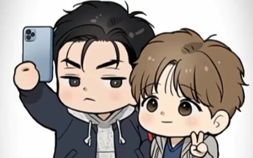 Kể cả khi chụp ảnh cũng phải để mắt tới cô vợ bé nhỏ của mình nhé~