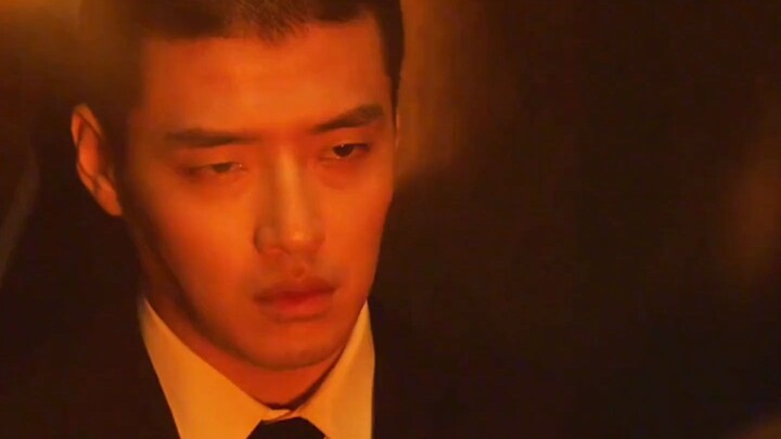 Watch the incredibly exciting Korean drama "The Insider" in one sitting