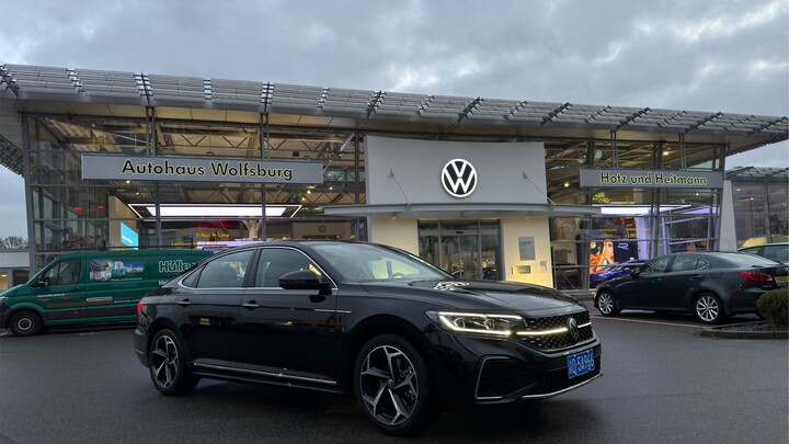 Can a Chinese-made Passat get its maintenance done at a German 4S dealership?