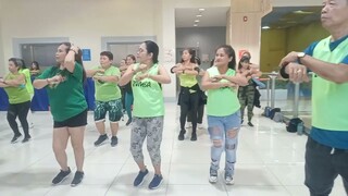 ang sexy naman ng mga kasama K sumayaw