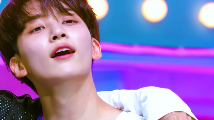 【SEVENTEEN】Ganti pakaian dengan satu klik kiri & kanan