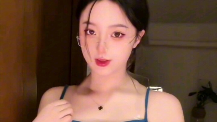 The Real Contrast Between College Students Before and After Graduation!!