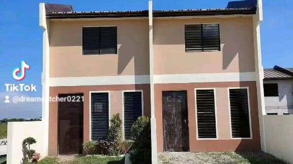 decahomes-by dreamscape real estate service