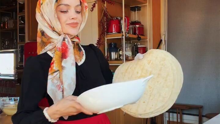 Beaked beef tortilla roll's #food #cooking