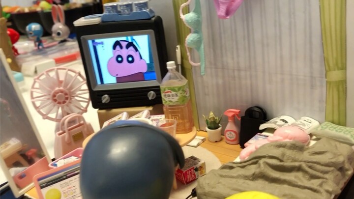 Crayon Shin-chan’s ultra-real house wine! (Today I replaced my house with a large color TV set from 